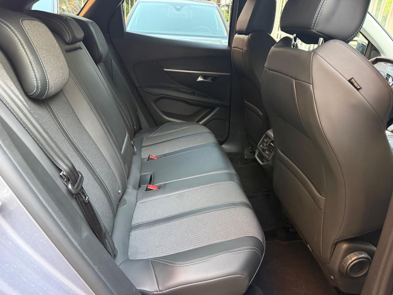 Peugeot 3008 BlueHDi 130 S&S EAT8 Allure Pack