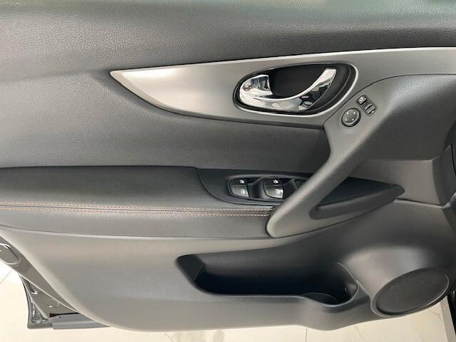 Nissan Qashqai 1.7 dCi 150 CV N-Connecta N.1 Autocarro