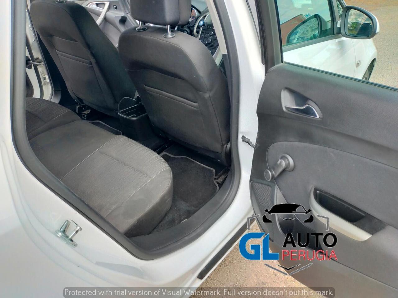 Opel Astra 1.4 Sports Tourer anche per neopatentati