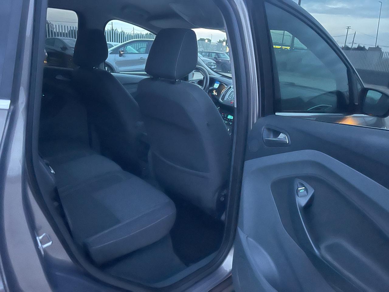 FORD C-MAX 2.0 TDCI 163CV TITANIUM FULL STUPENDA