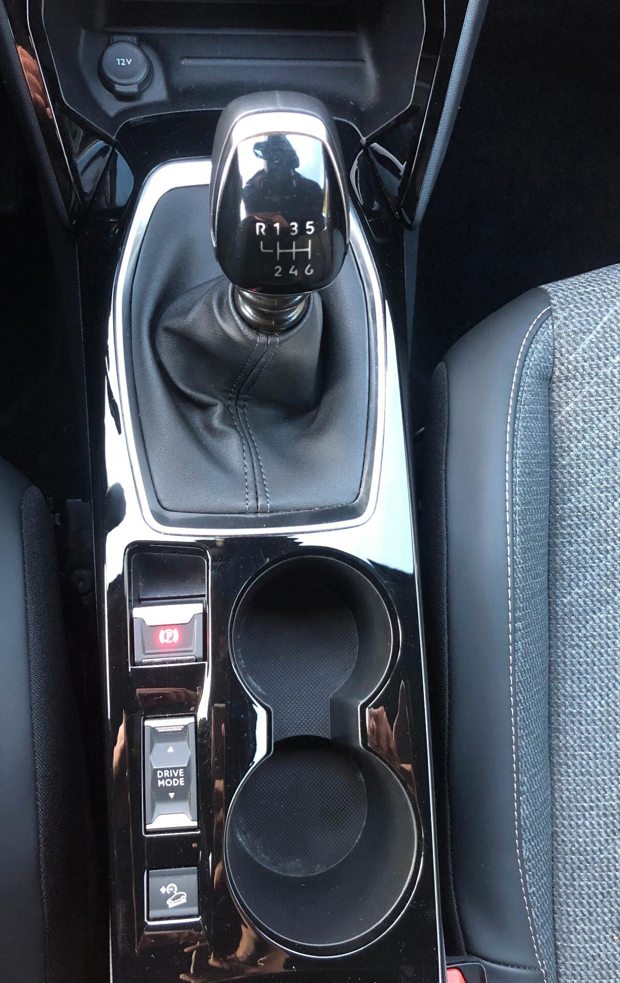 Peugeot 2008 PureTech 100 S&S Allure