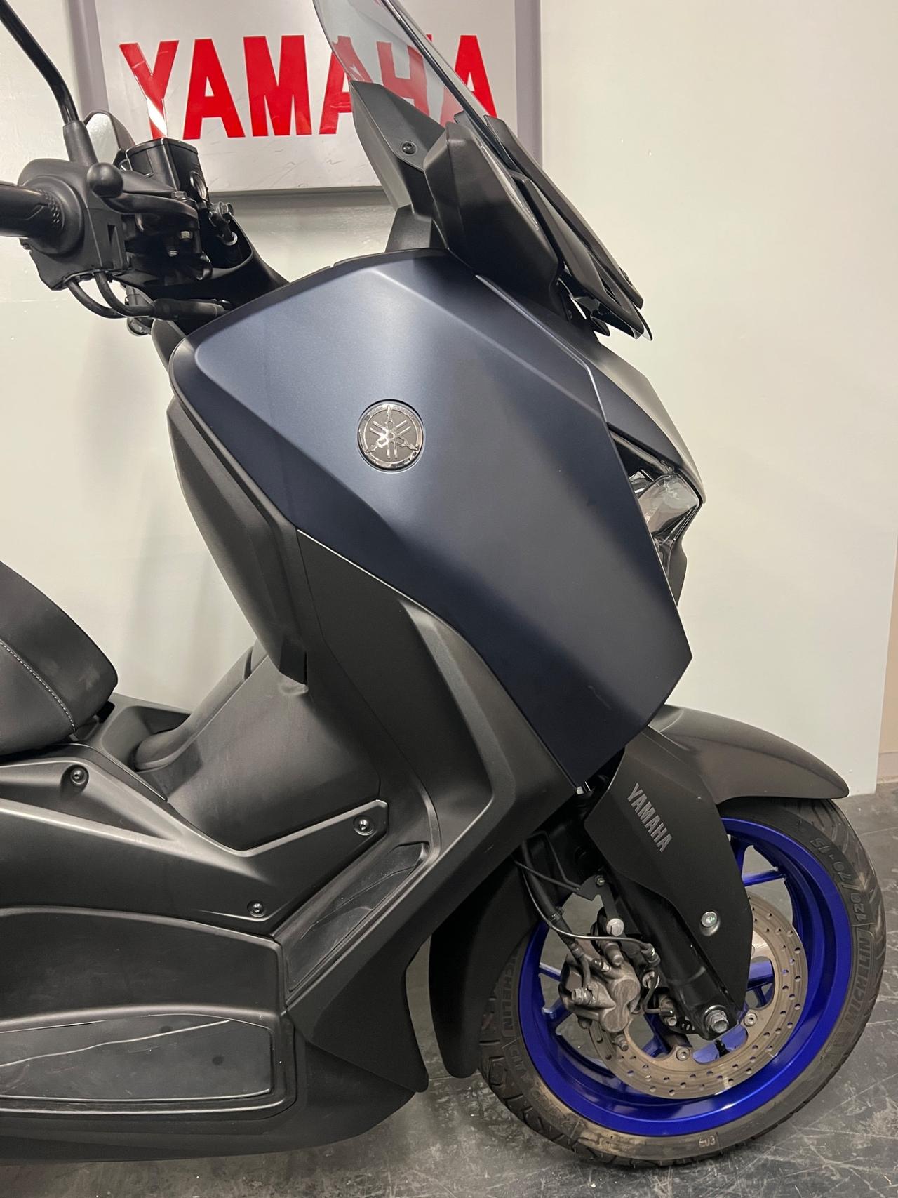 Yamaha X-Max 300