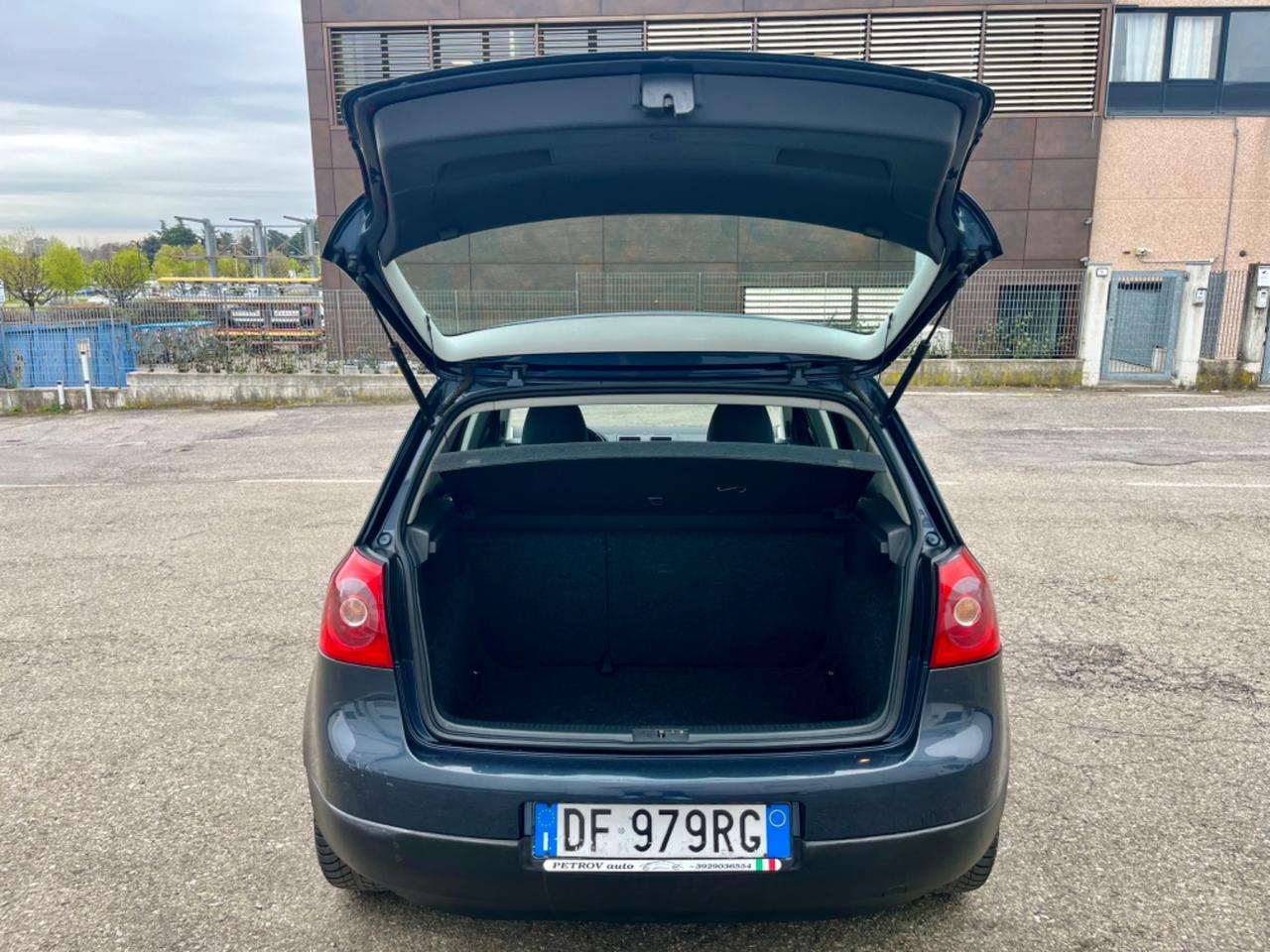 VW Golf 1.6benz 2007 154.000km cinghia e tagliando fatti