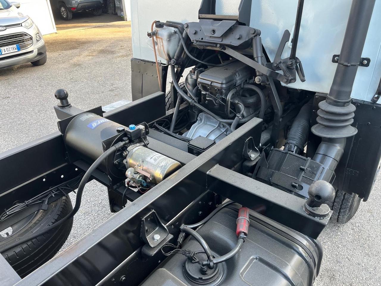 Bucher schorling B.80-2.8 tdi-ribalt/tril-1999