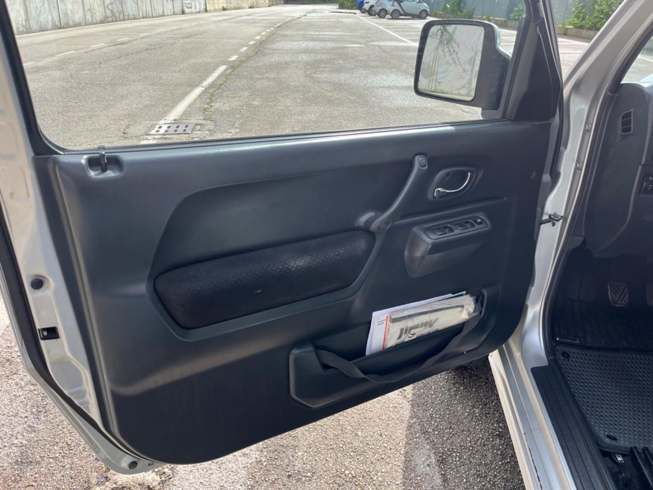 Suzuki Jimny 1.5 DDiS cat 4WD JLX Più