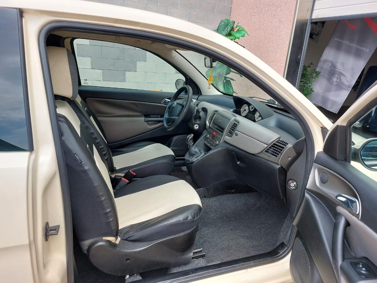 Lancia Ypsilon 1.2 EURO 4 X NEOPATENTATI