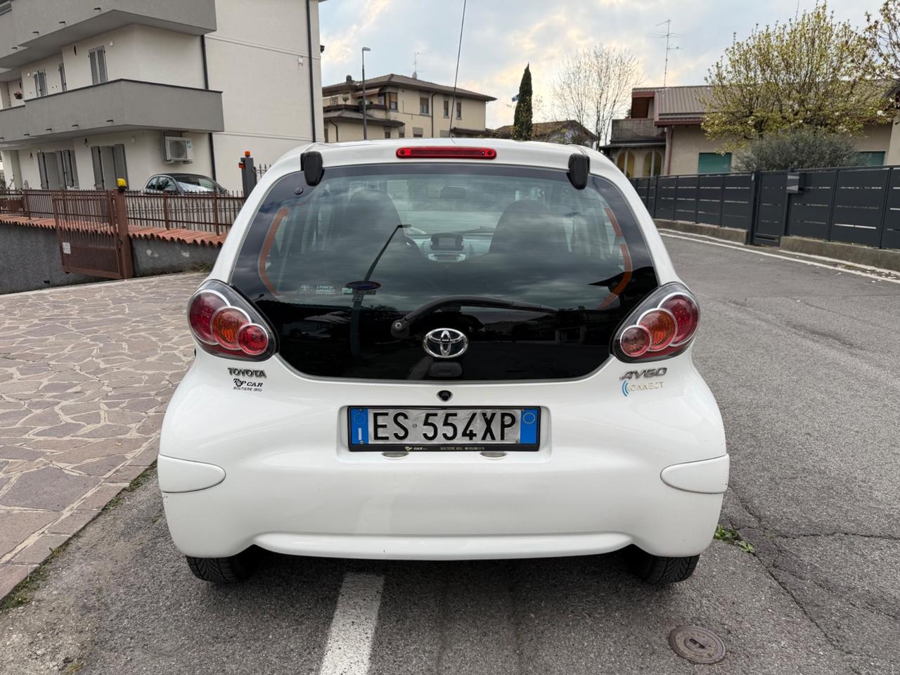 Toyota Aygo 1.0 12V VVT-i 5 porte Lounge Connect