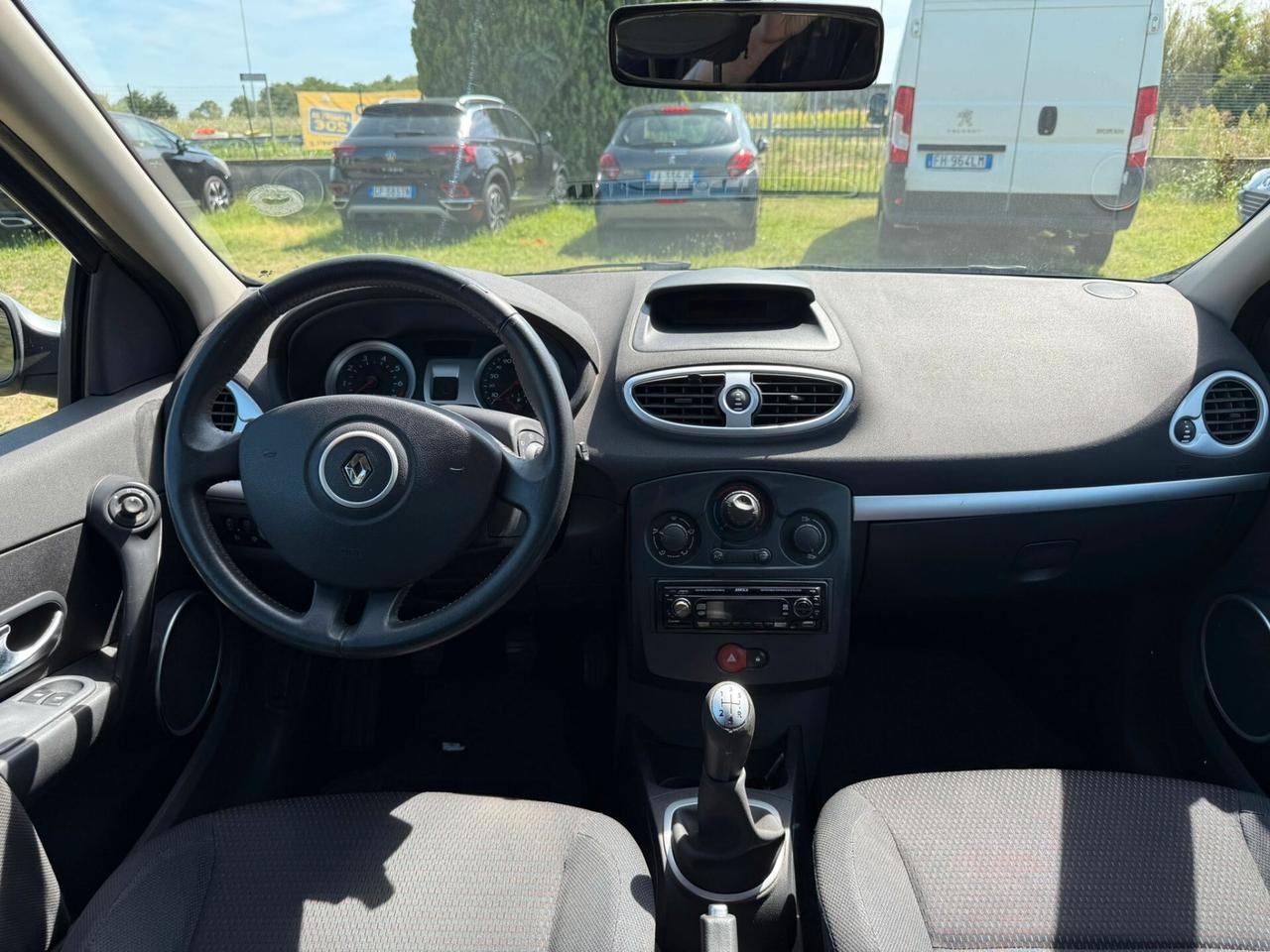 Renault Clio 1.2 5 porte NEOPATENTATI