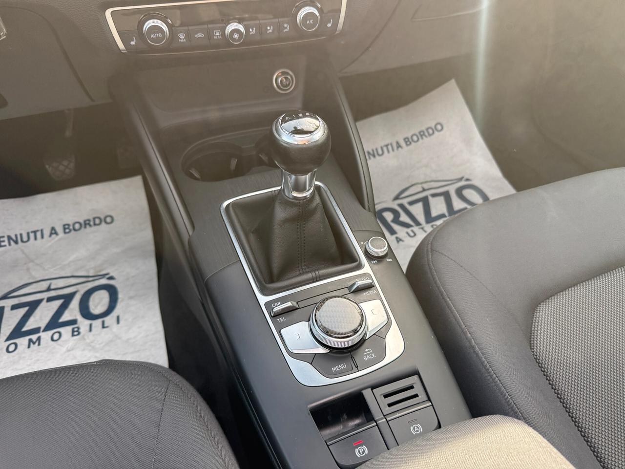 AUDI A3 SPB 35TDI 150CV S-LINE TETTO IDENTITY BLACK
