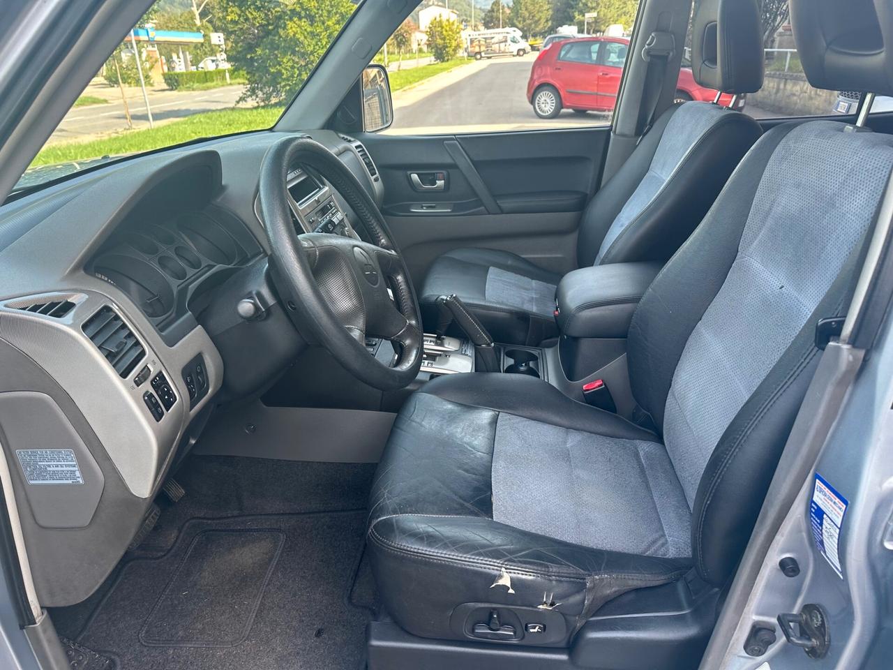 Mitsubishi Pajero 3.2 16V DI-D 5p. aut. Intense