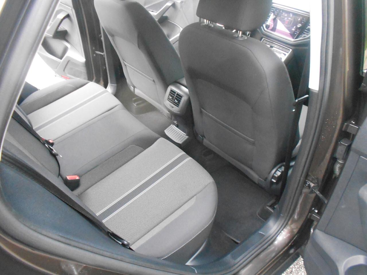 T-ROC 2.0TDI(BI-COLOR,DSG-NAVI)E6D-TEMP,150cv