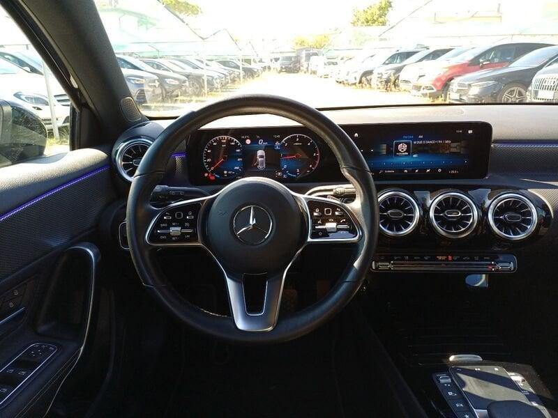 Mercedes-Benz Classe A A 180 d Automatic Sport NIGHT-EDITION