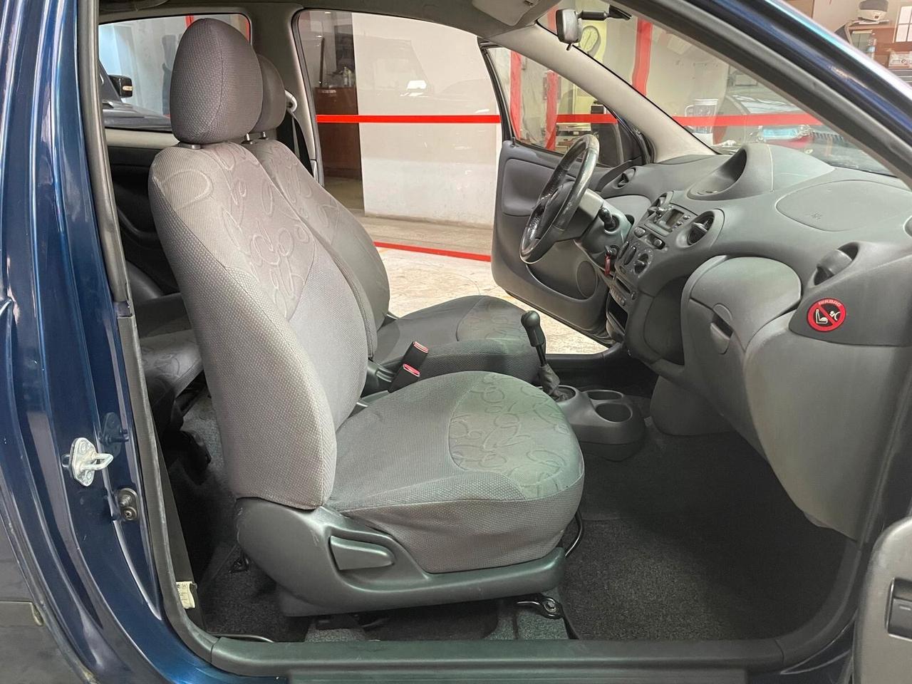 Toyota Yaris 1.3i 16V cat 3 porte DUE PROPRIETARI PRECEDENTI!!!