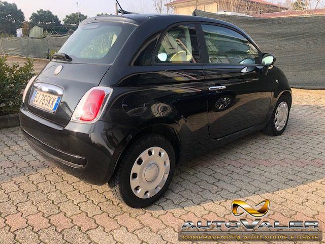 FIAT 500 Il veicolo può essere guidato da un neopatentato