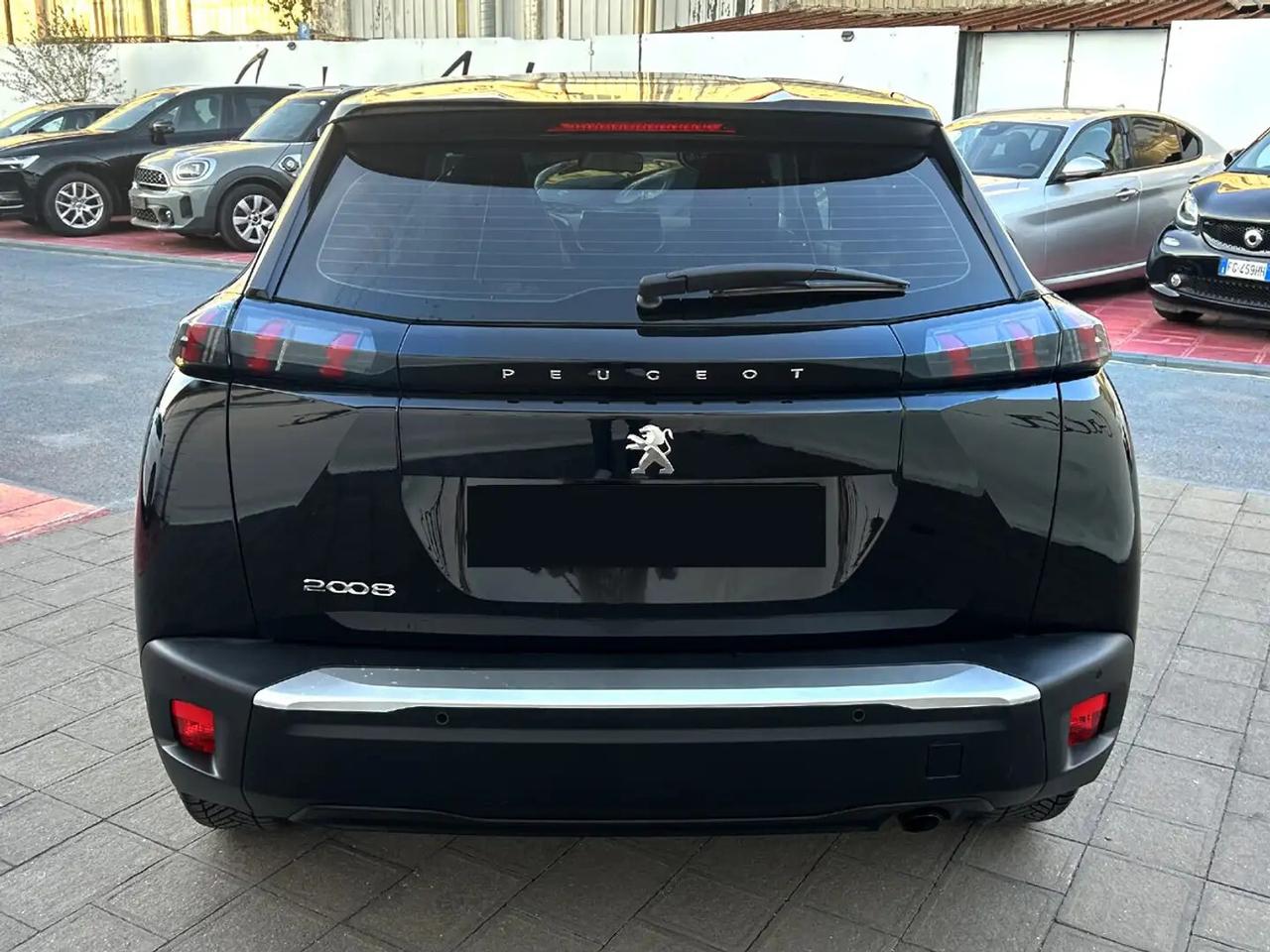 Peugeot 2008 PureTech 130 S&S EAT8 Allure