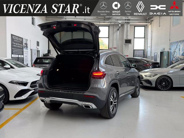 MERCEDES-BENZ GLA 180 d PROGRESSIVE SPORT