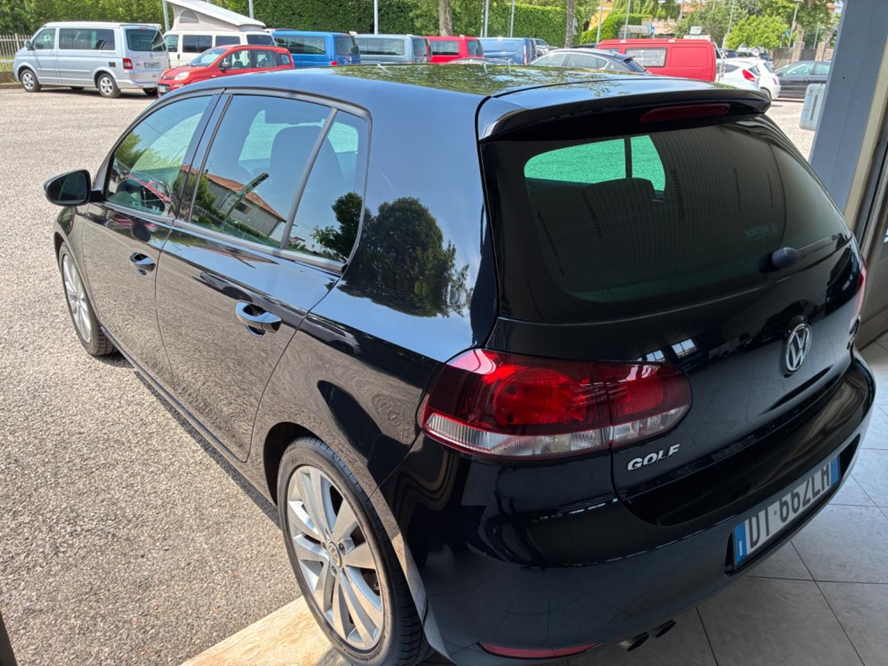 Volkswagen Golf 2.0 TDI 110 cv Highline - 5 porte