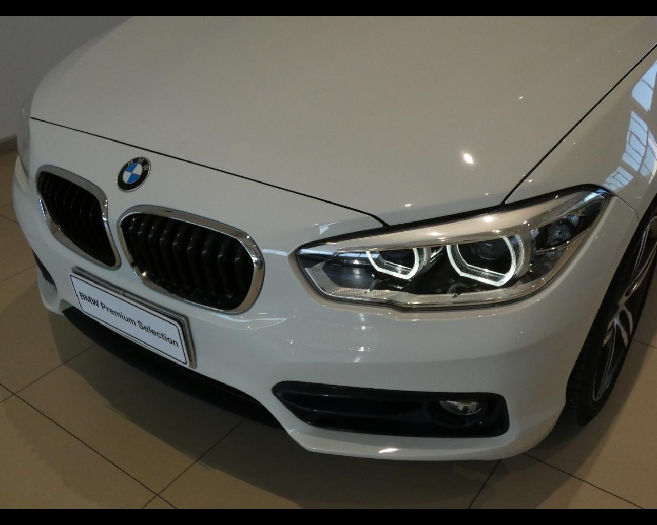 BMW Serie 1 (F20) - 116d 5p. Sport