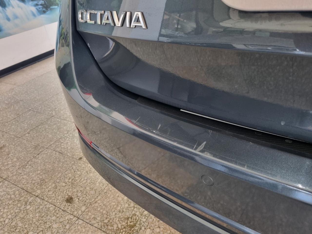 Skoda Octavia 1.5 G-TEC DSG Wagon FULL LED, NAVI