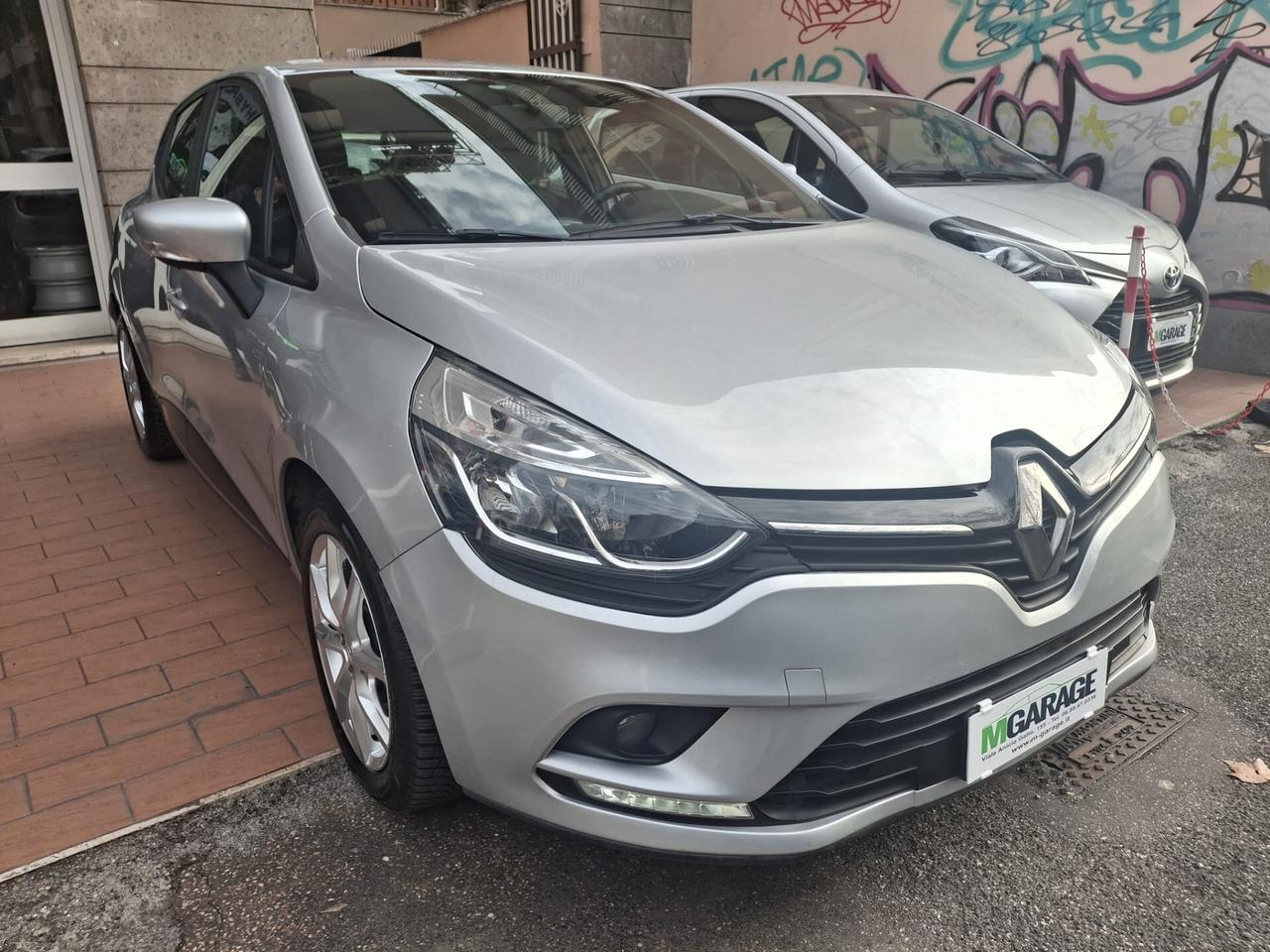 Renault Clio TCe 100 CV 5 porte Intens