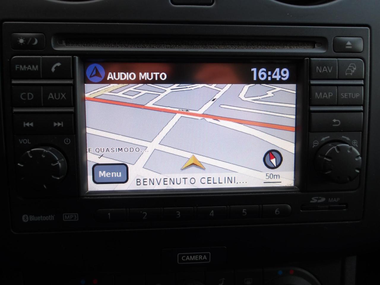 Nissan Qashqai 1.5 dci Tekna Dpf FL *TETTO PANORAMICO * GANCIO DI TRAINO *