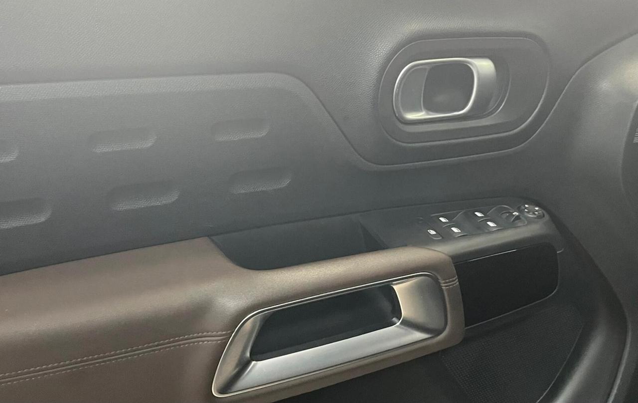 Citroen C5 Aircross Hybrid 225 E-EAT8 Shine