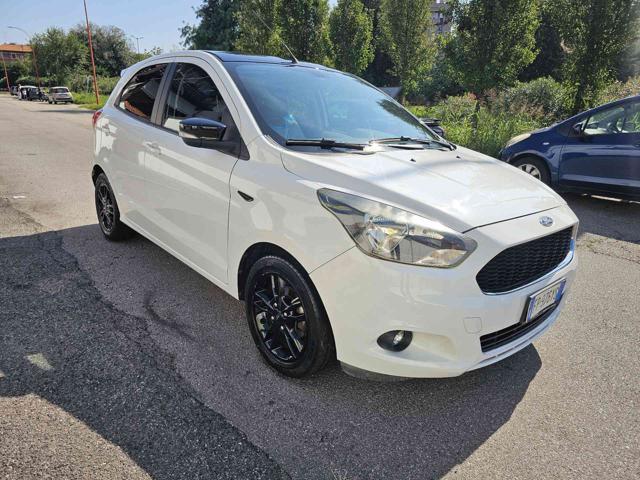 FORD Ka+ 1.2 Ti-VCT 85CV Black & White - White