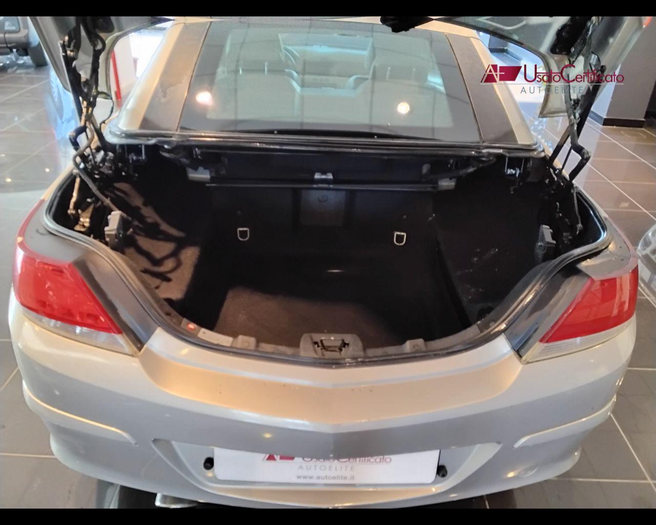 OPEL Astra TwinTop 1.6 16V Twinport Cosmo