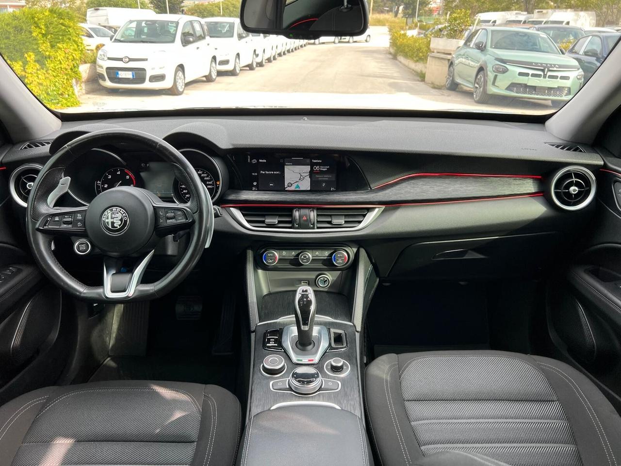 Alfa Romeo Stelvio 2.2 Turbodiesel 160 CV AT8 RWD Super Business