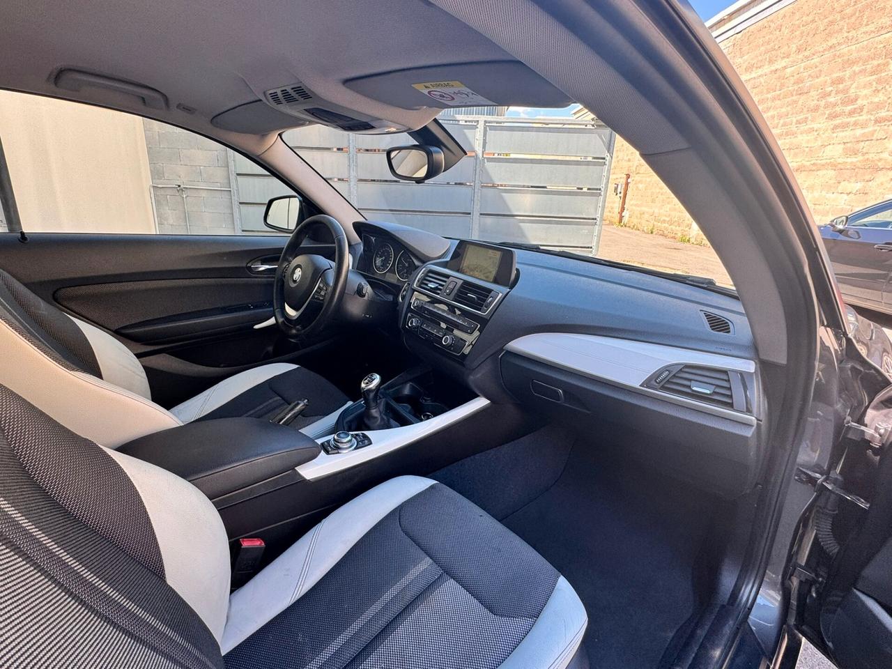 Bmw 116 116d 3p. Efficient Dynamics Urban