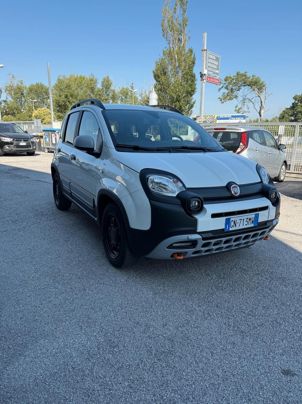 Fiat Panda 1.0 FireFly S&S Hybrid Garmin