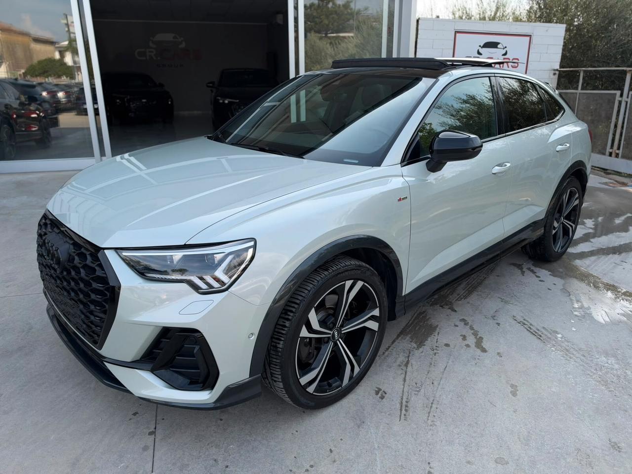 Audi Q3 SPB 45 TFSI quattro S tronic line edition - Tetto apribile