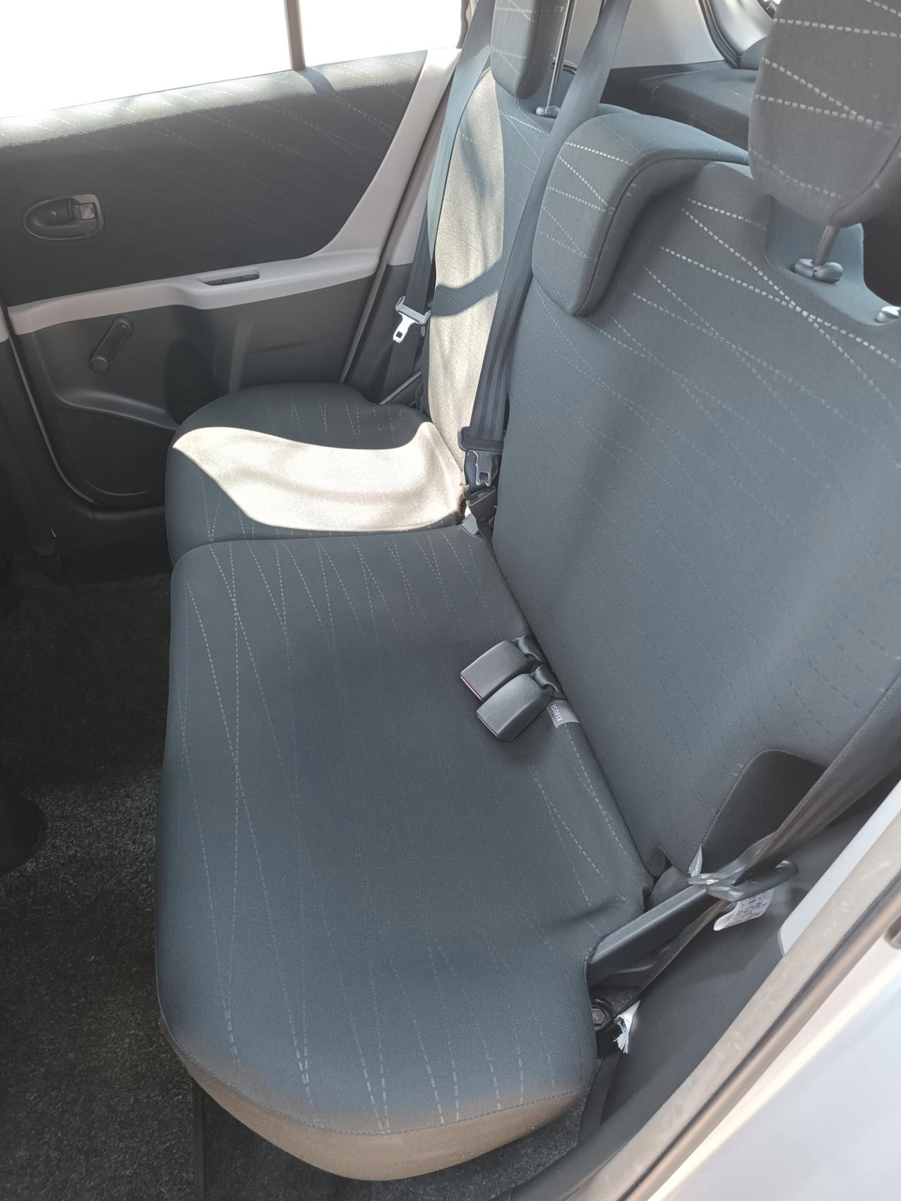 Toyota Yaris 1.4 D-4D 5 porte Sol