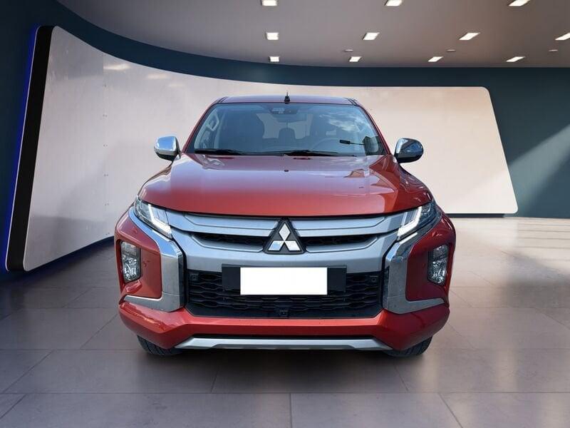 Mitsubishi L200 2B Free L200 Cab VI 2019 L200 d.cab 2.3d Diamond 4wd 150cv auto