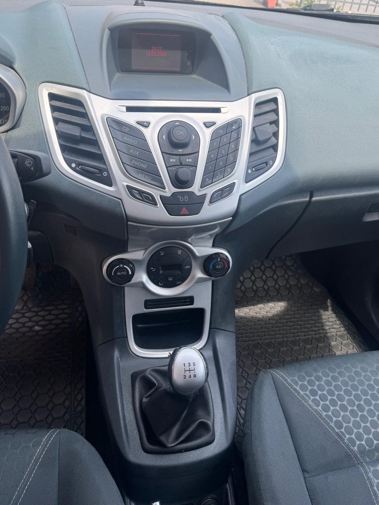 Ford Fiesta 1.4 TDCi 68CV 5 porte Titanium 2009