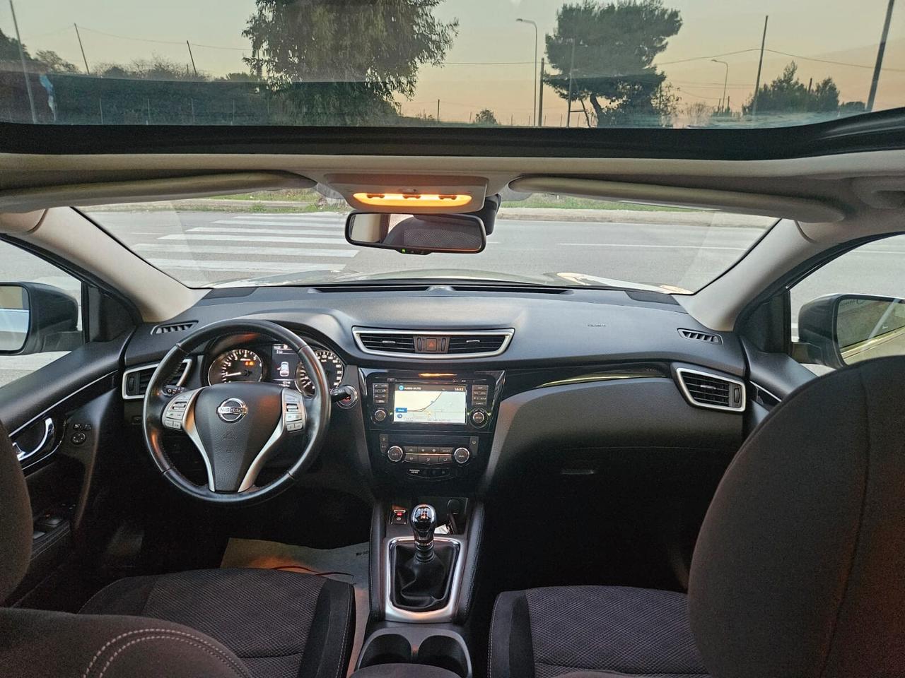 Nissan Qashqai 1.2 benz. DIG-T 360° TETTO PANORAMICO