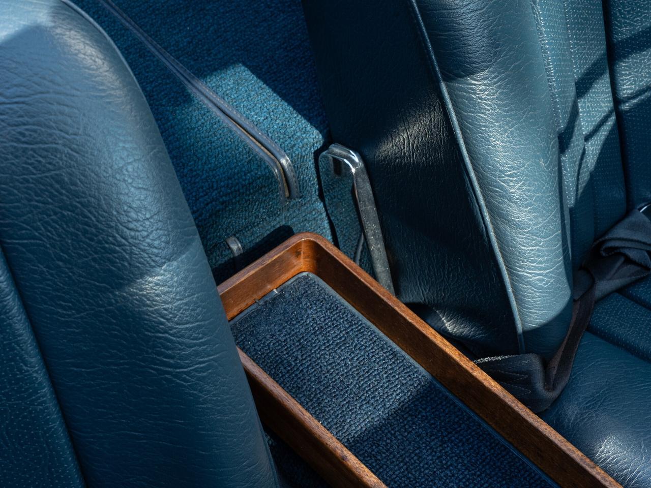Mercedes-Benz SL 280 PAGODINO
