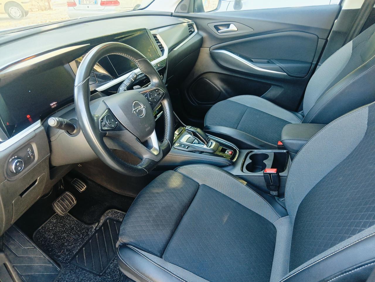 Opel Grandland 1.5 diesel Ecotec aut. Business Elegance