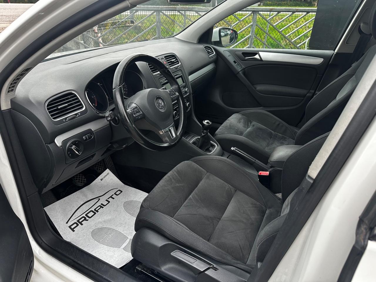 Volkswagen Golf 1.6 TDI DPF 5p. Highline