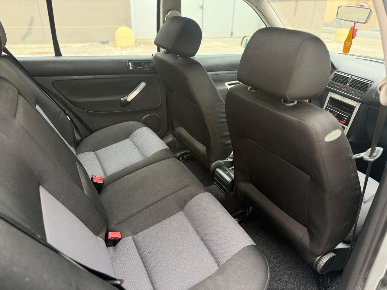 VW GOLF 4 1.9 TDI 2003 12 MESI DI GARANZIA