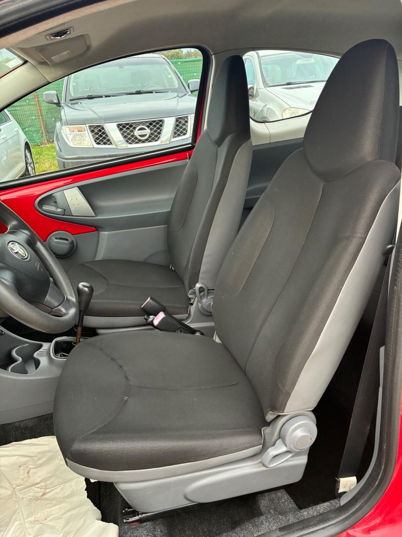 Toyota Aygo 1.0 12V VVT-i 3 porte Sol