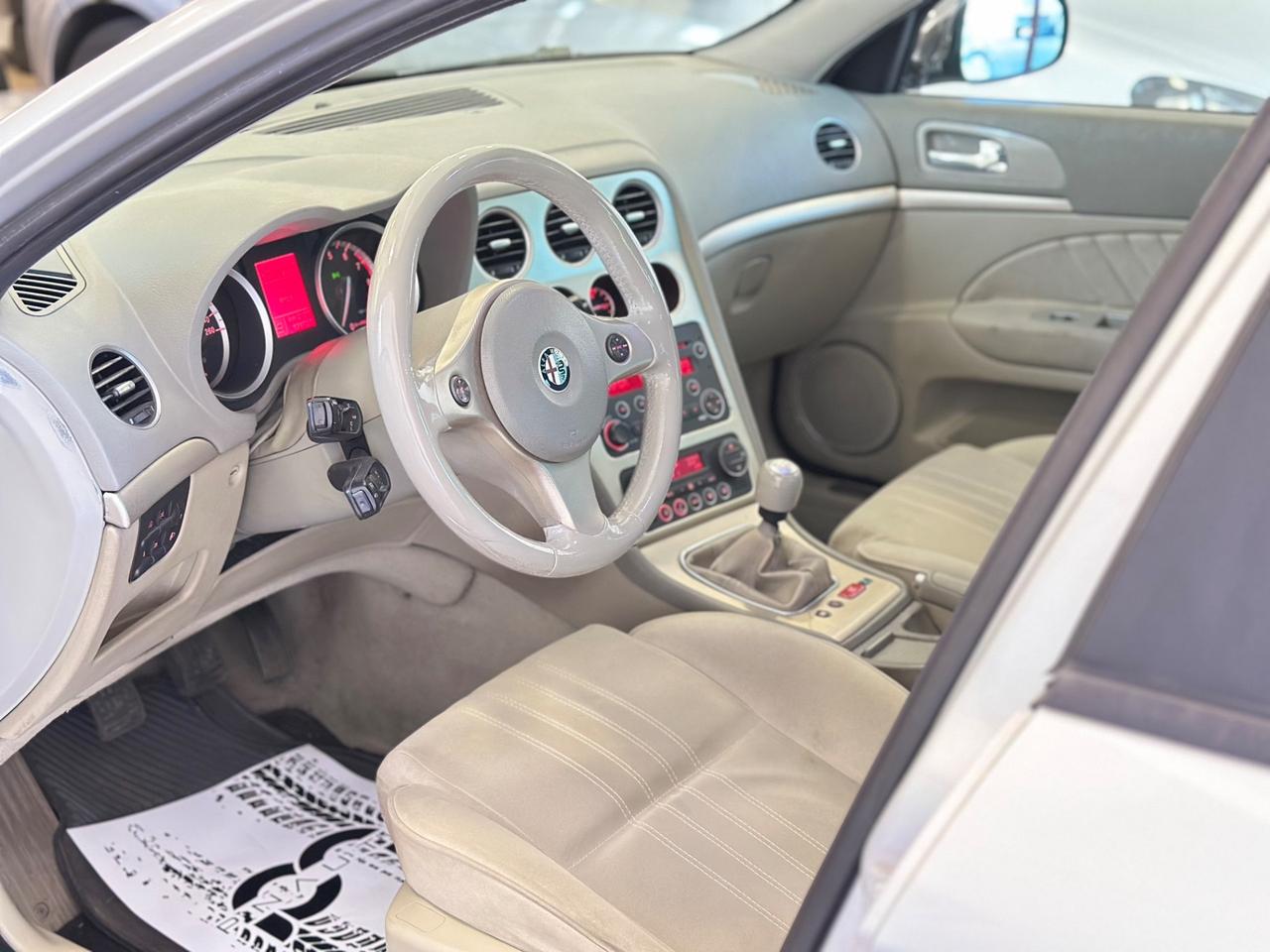 Alfa Romeo 159 2.2 JTS 16V Sportwagon Exclusive