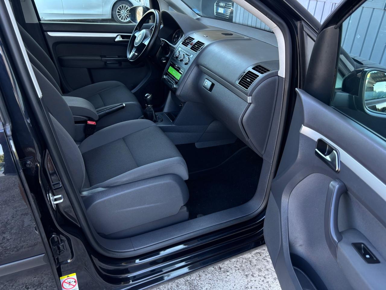 Volkswagen Touran 1.6 TDI 7 POSTI. Garanzia 12mesi