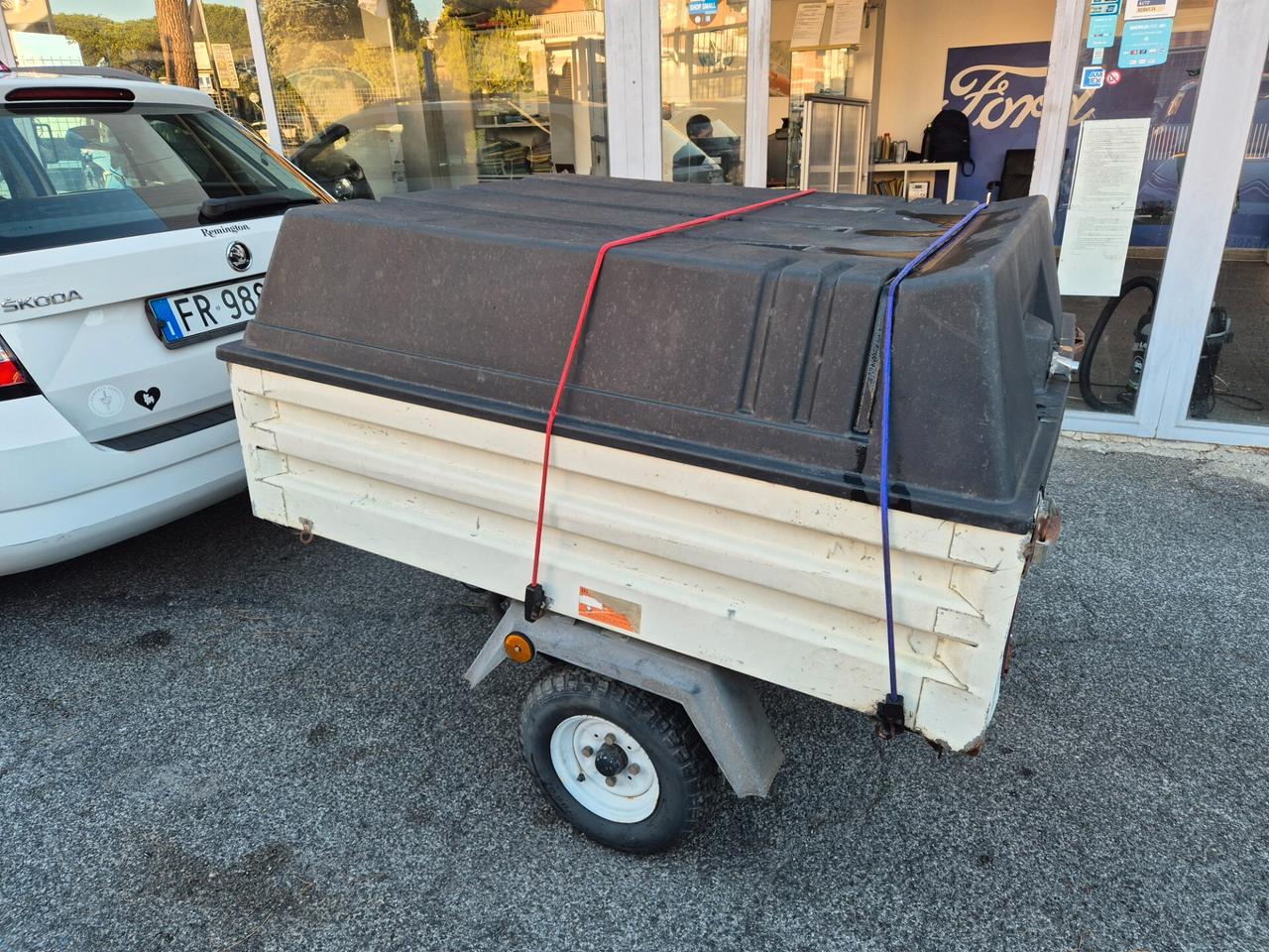 Skoda Fabia GANCIO TRAINO CARRELLO