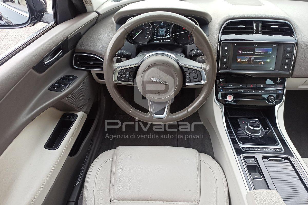 JAGUAR XE 2.0 D 180 CV aut. Prestige