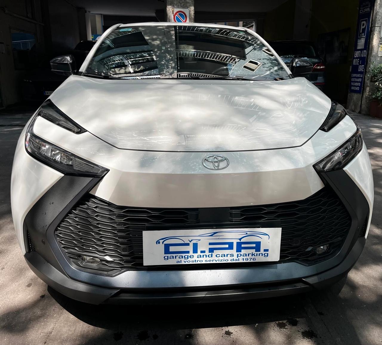 Toyota C-HR 2.0 PHEV Trend