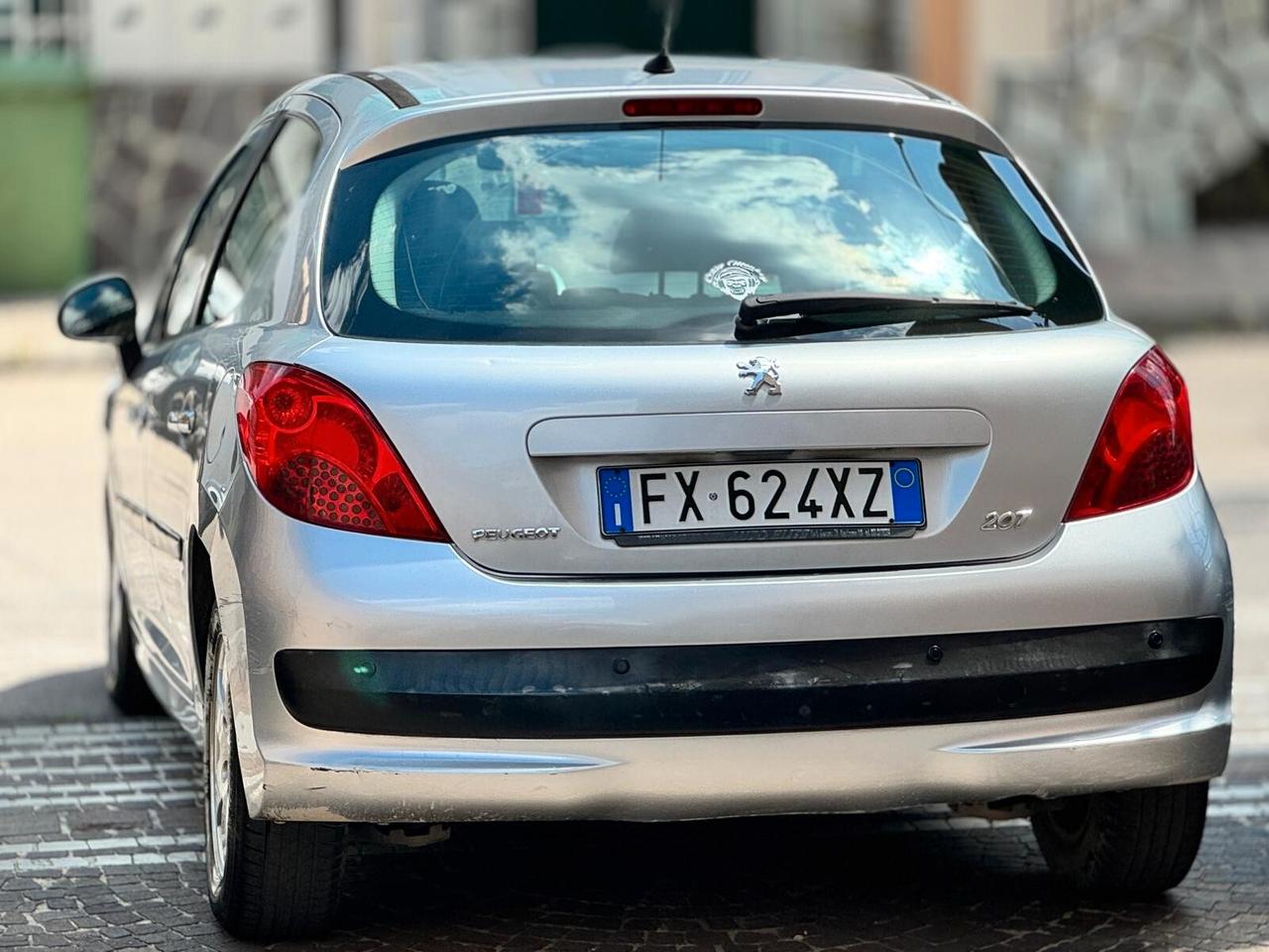 Peugeot 207 1.4 8V 75CV 5p. Energie Sport ECO GPL