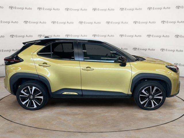 TOYOTA Yaris Cross 1.5 Hybrid 5p. E-CVT AWD-i Premiere