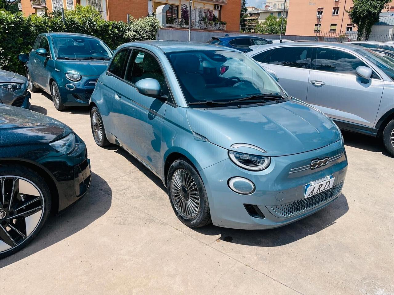 Fiat 500 Icon Berlina 42 kWh