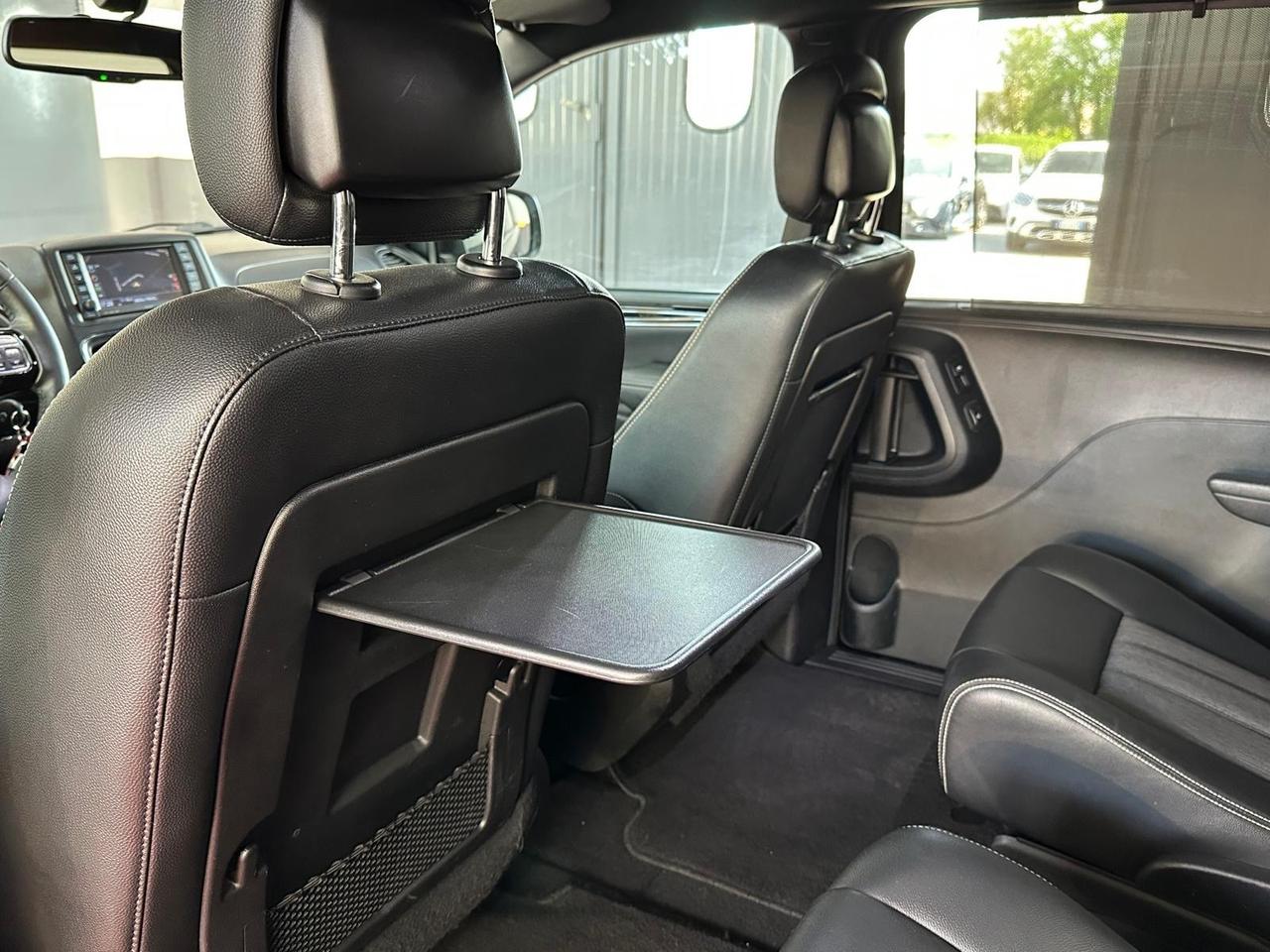 Lancia Voyager 2.8 Turbodiesel S 177 CV